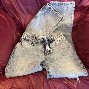 WE THE FREE-FREE PEOPLE vintage destructed sz26, high waisted straight leg jean.